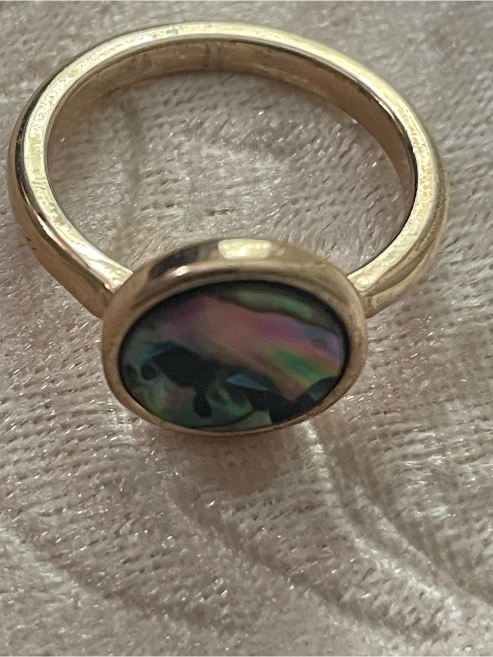 Gold-Tone Ring with Iridescent Abalone Oval Inlay